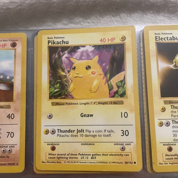 Pokémon Card Binder Collection - Picture 11 of 12